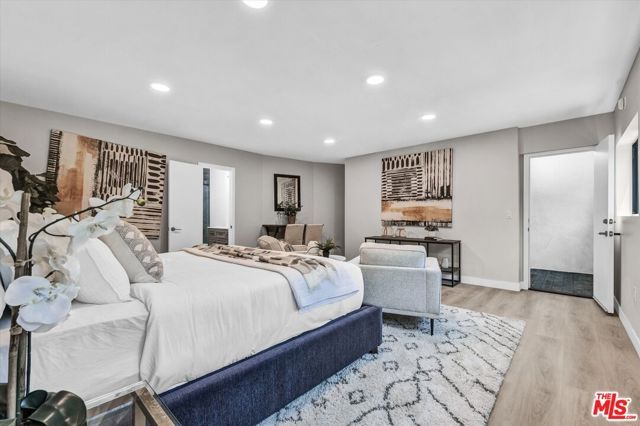 8526 Hollywood Boulevard, Los Angeles, CA 90069