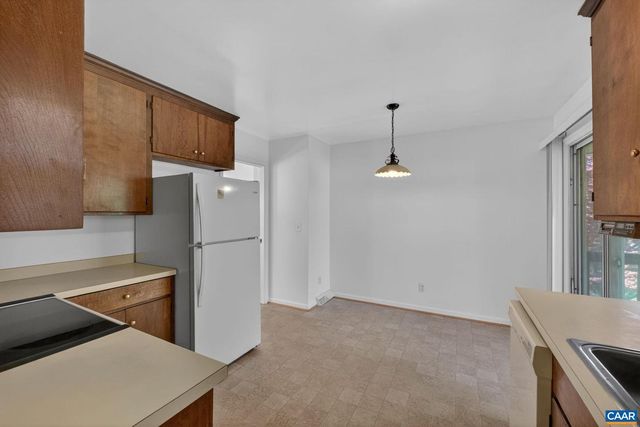 1610 REDWING LN, Charlottesville, VA 22911
