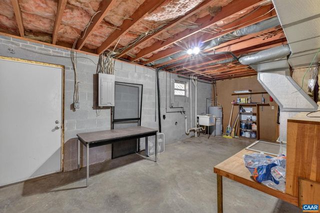1610 REDWING LN, Charlottesville, VA 22911