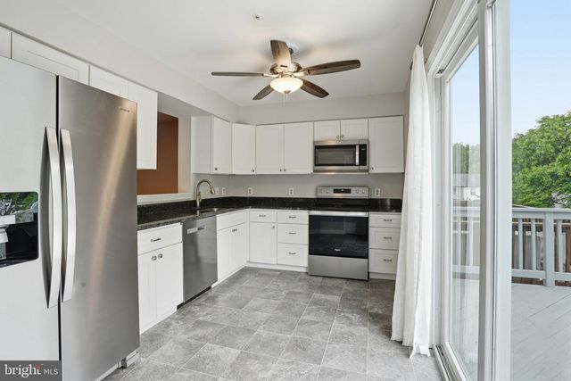 847 MEDINAH CIR, Westminster, MD 21158
