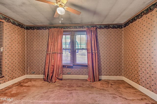 1308 South Eastman Road, Kingsport, TN 37660