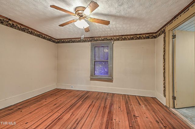 1308 South Eastman Road, Kingsport, TN 37660