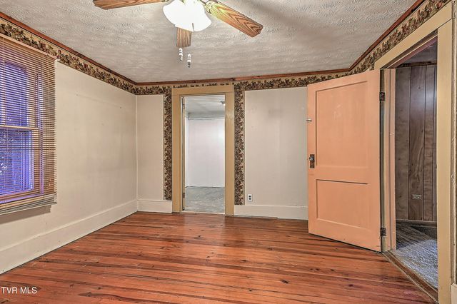 1308 South Eastman Road, Kingsport, TN 37660