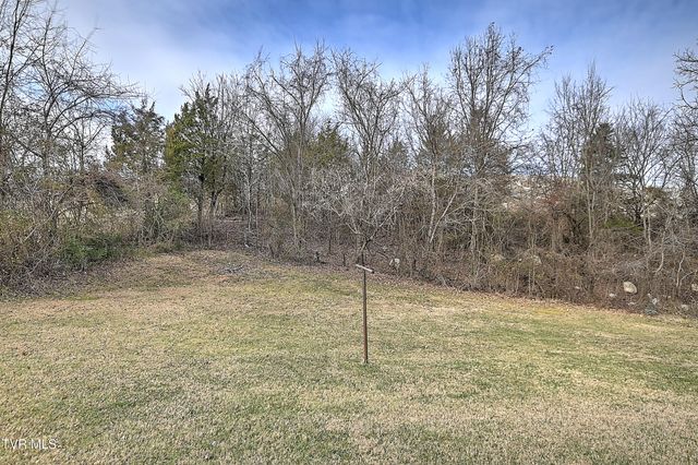 1308 South Eastman Road, Kingsport, TN 37660