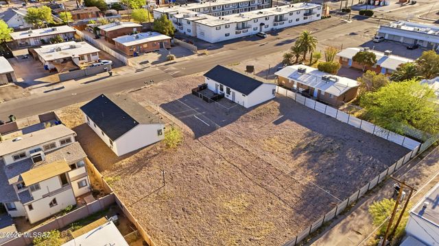 4741 E 1st Street, Tucson, AZ 85711