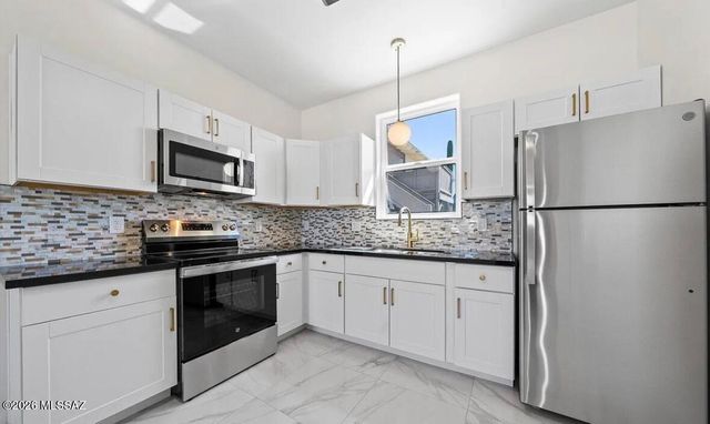 4741 E 1st Street, Tucson, AZ 85711