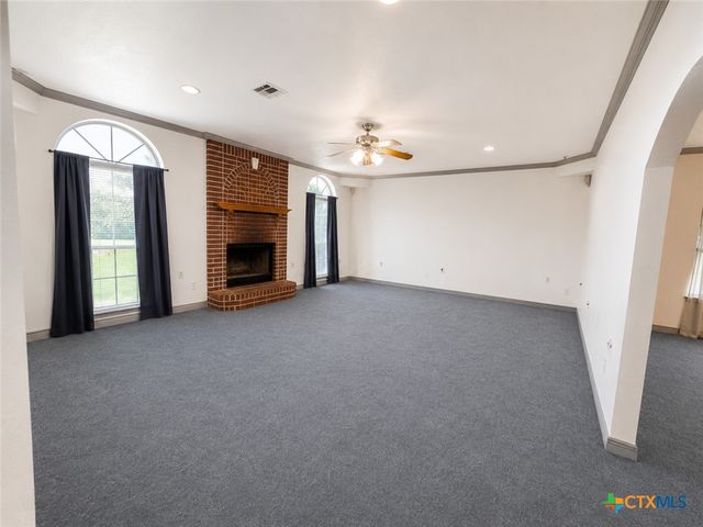 2450 W Amity Road, Salado, TX 76571