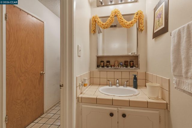 8672-8674 Beverly Ln, Dublin, CA 94568