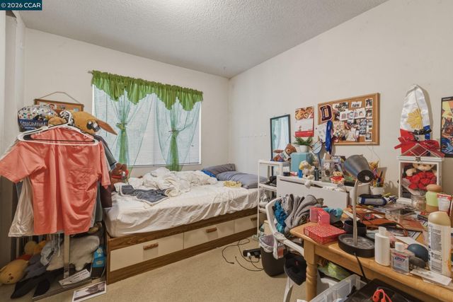 8672-8674 Beverly Ln, Dublin, CA 94568