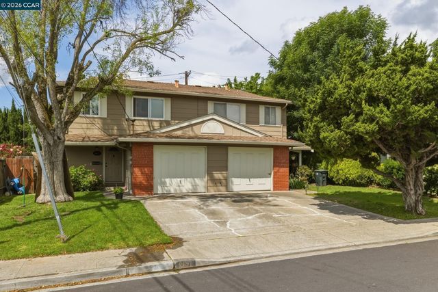 8672-8674 Beverly Ln, Dublin, CA 94568