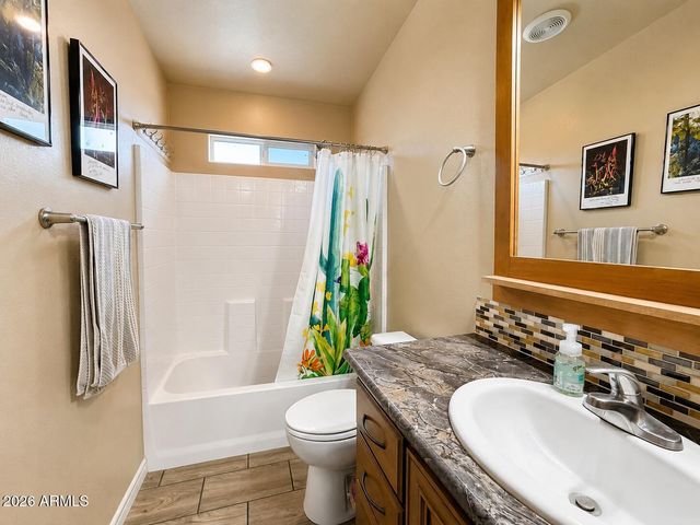 8865 E Baseline Road 641, Mesa, AZ 85209