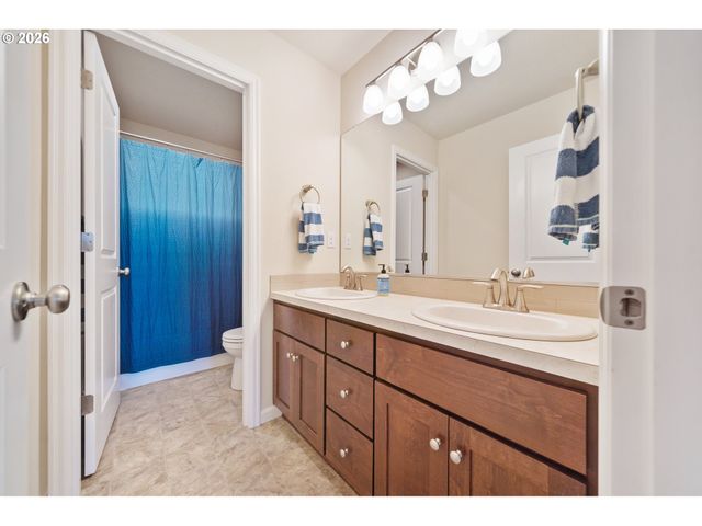 16185 Nw LIBERTY St, Portland, OR 97229