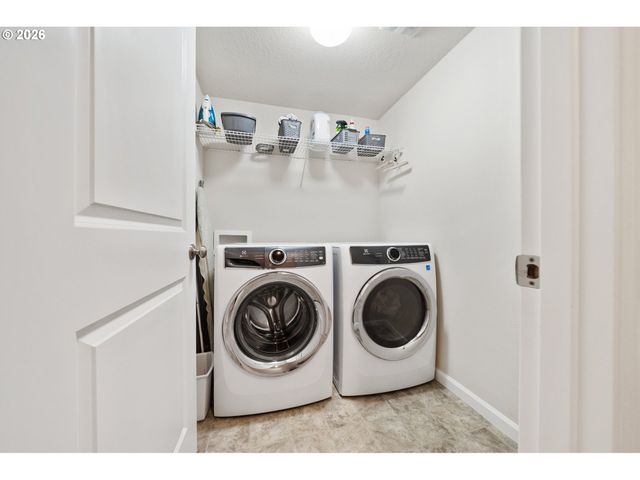 16185 Nw LIBERTY St, Portland, OR 97229