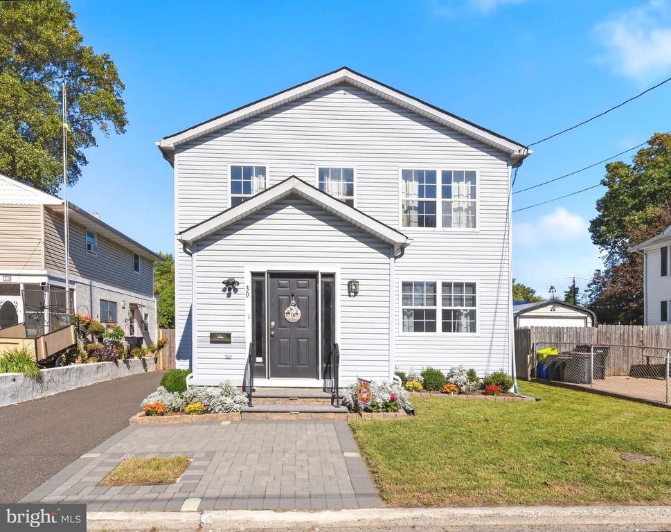 39 LINCOLN AVE, BLACKWOOD, NJ 08012 — exterior