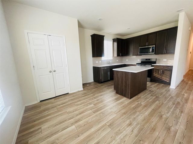 911 Cormorant Street, Princeton, TX 75407