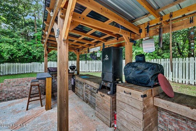 111 Wyndham Way, Wilmington, NC 28411