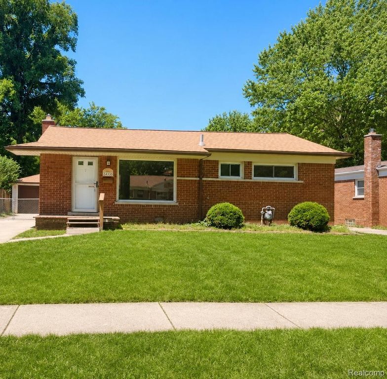 24335 Cottage Lane, Warren, MI 48089
