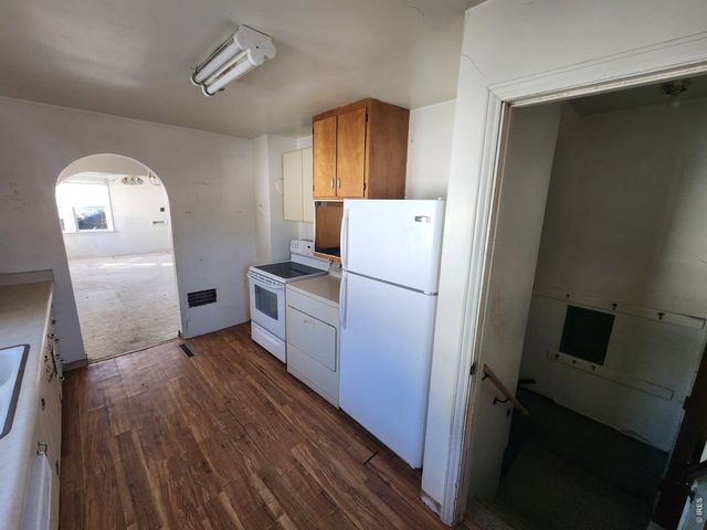 422 W Main St, Sterling, CO 80751