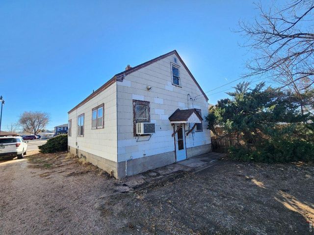 422 W Main St, Sterling, CO 80751