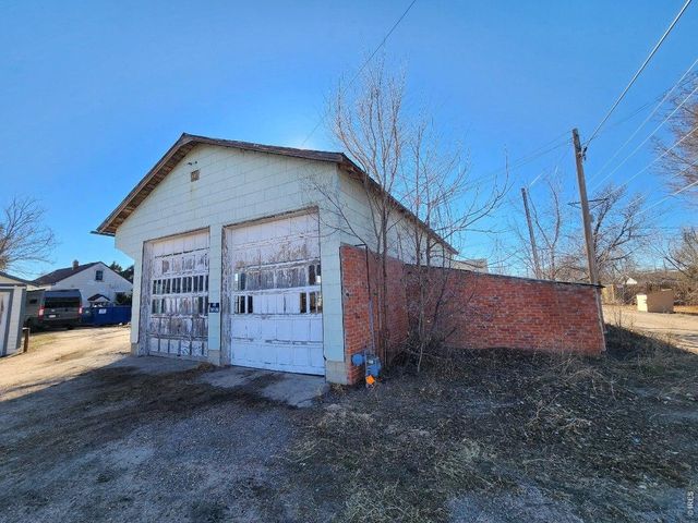 422 W Main St, Sterling, CO 80751