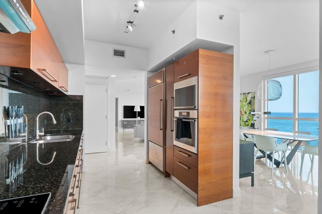 101 S Fort Lauderdale Beach Boulevard 2407, Fort Lauderdale, FL 33316