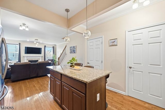 424 Hartford Dr, Nutley Twp., NJ 07110