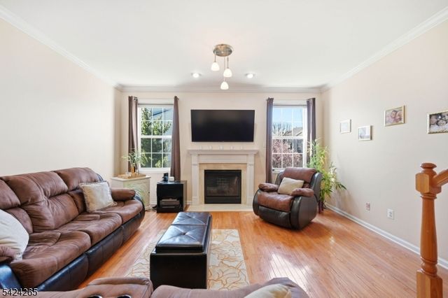 424 Hartford Dr, Nutley Twp., NJ 07110