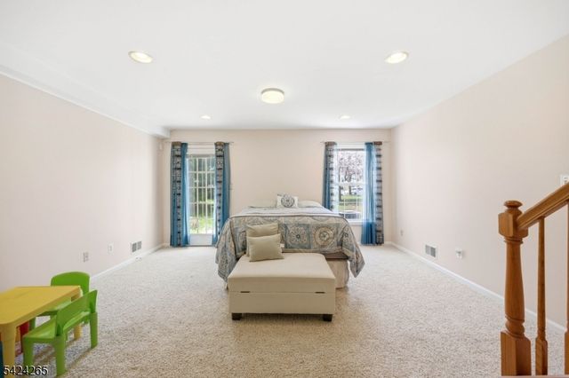 424 Hartford Dr, Nutley Twp., NJ 07110