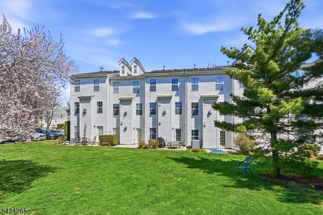 424 Hartford Dr, Nutley Twp., NJ 07110