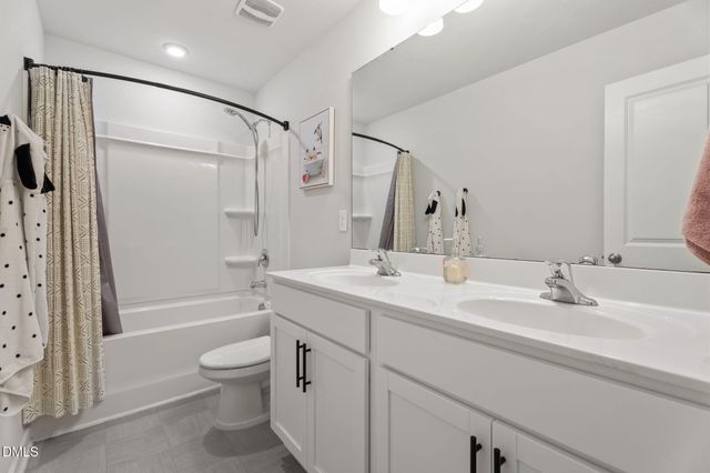 900 Winter Cress Drive, Zebulon, NC 27597