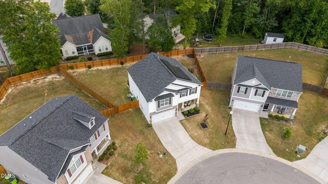 900 Winter Cress Drive, Zebulon, NC 27597