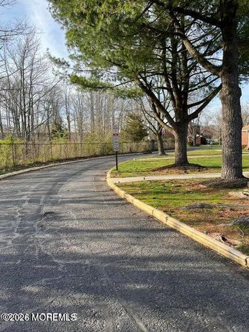 15 Azalea Court A, Eatontown, NJ 07724