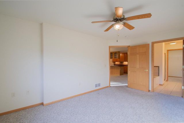 245 Oconomowoc PARKWAY, Oconomowoc, WI 53066