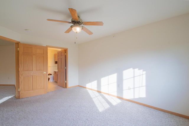 245 Oconomowoc PARKWAY, Oconomowoc, WI 53066