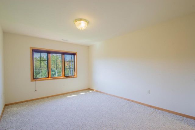 245 Oconomowoc PARKWAY, Oconomowoc, WI 53066