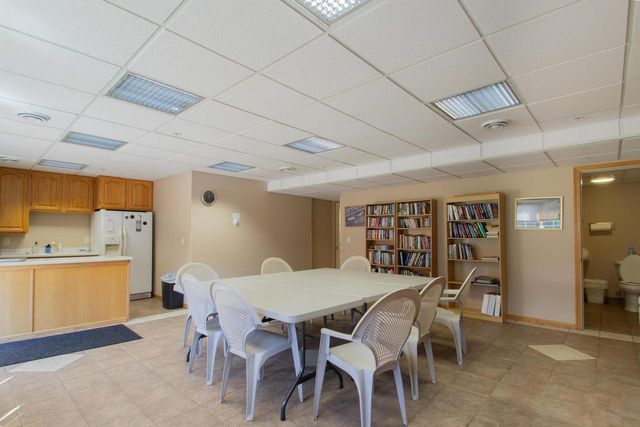 245 Oconomowoc PARKWAY, Oconomowoc, WI 53066