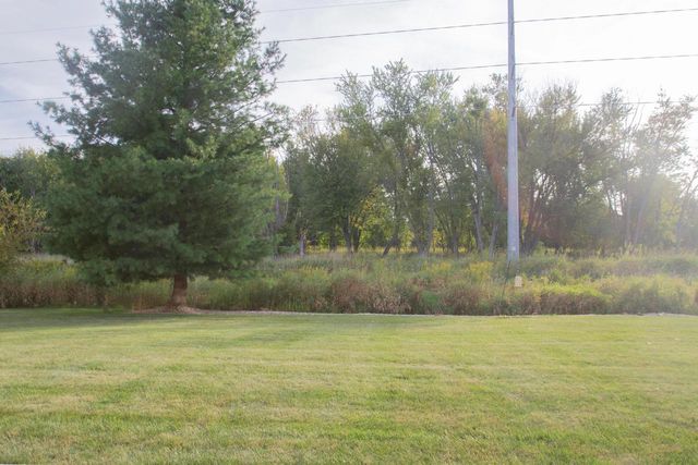 245 Oconomowoc PARKWAY, Oconomowoc, WI 53066