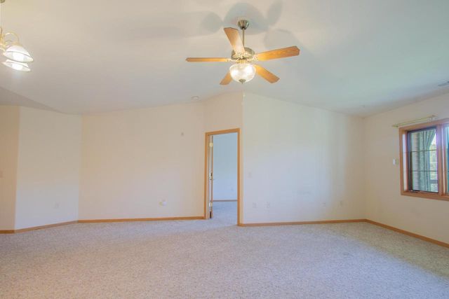 245 Oconomowoc PARKWAY, Oconomowoc, WI 53066