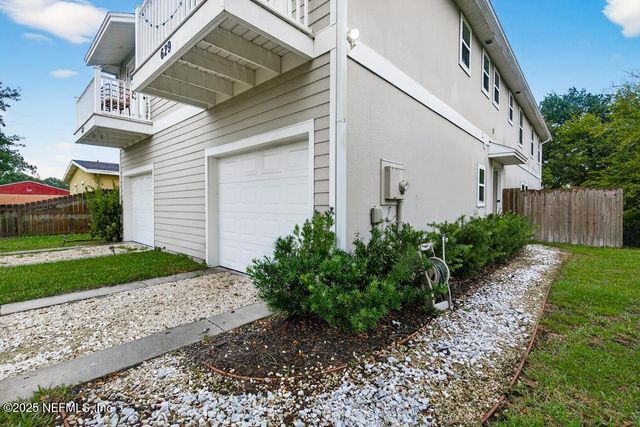 629 4TH Avenue S, Jacksonville Beach, FL 32250
