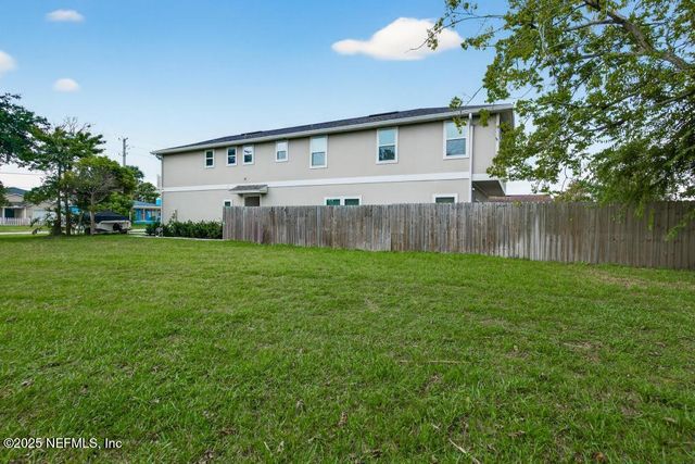 629 4TH Avenue S, Jacksonville Beach, FL 32250