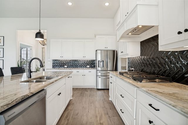 235 Heirloom Drive, Mclendon Chisholm, TX 75032