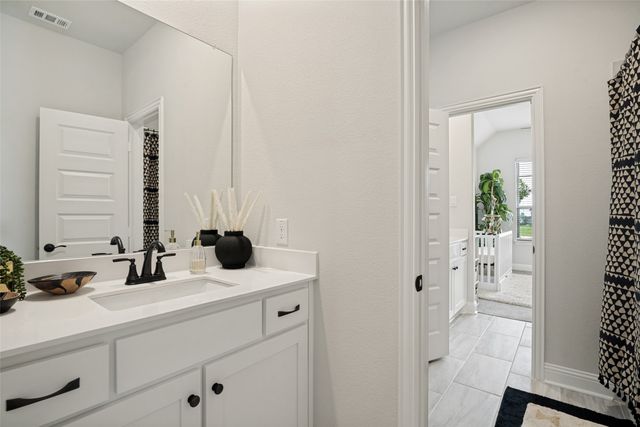 235 Heirloom Drive, Mclendon Chisholm, TX 75032