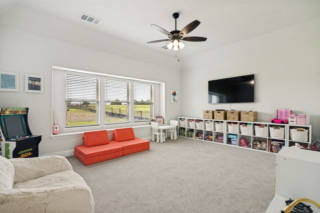 235 Heirloom Drive, Mclendon Chisholm, TX 75032