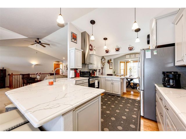 859 Shoshone St, Strasburg, CO 80136
