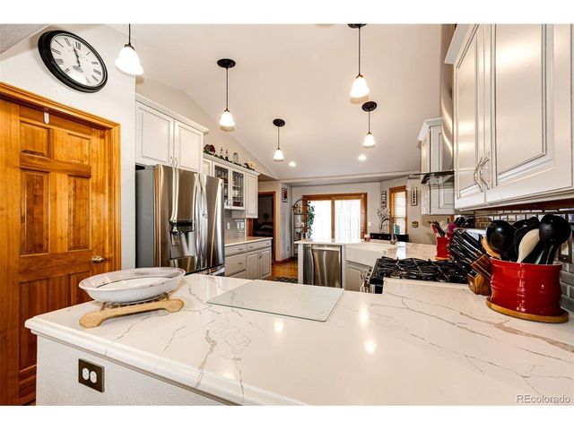 859 Shoshone St, Strasburg, CO 80136