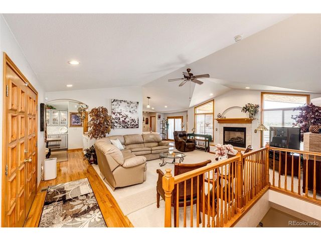 859 Shoshone St, Strasburg, CO 80136