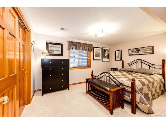859 Shoshone St, Strasburg, CO 80136