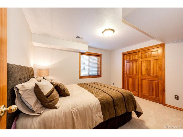 859 Shoshone St, Strasburg, CO 80136