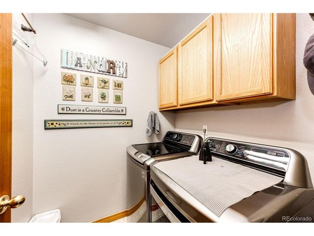 859 Shoshone St, Strasburg, CO 80136