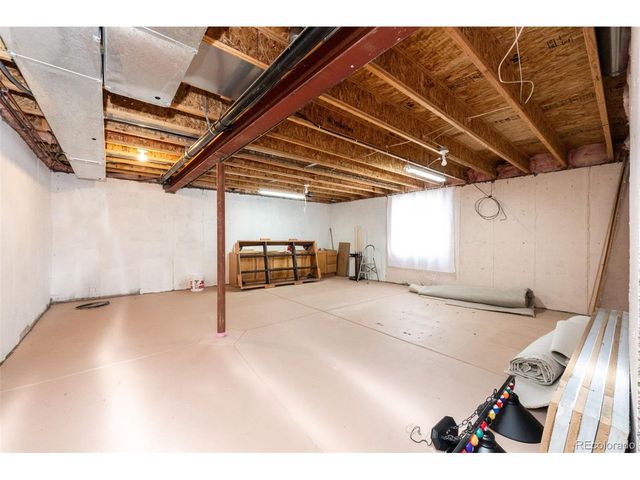 859 Shoshone St, Strasburg, CO 80136
